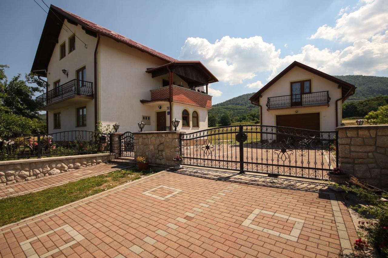 אוטוצאץ Apartman Lucija & Luka מראה חיצוני תמונה