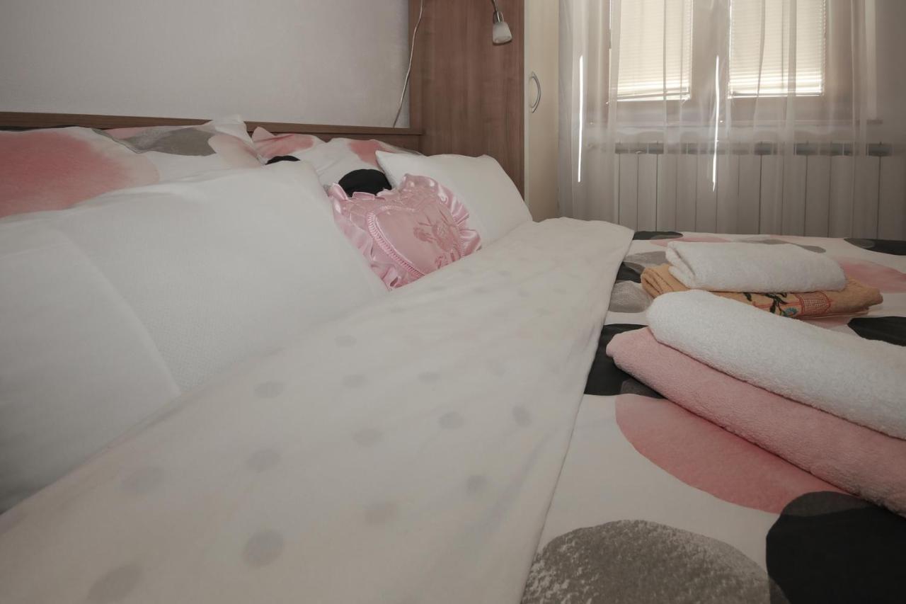 אוטוצאץ Apartman Lucija & Luka מראה חיצוני תמונה
