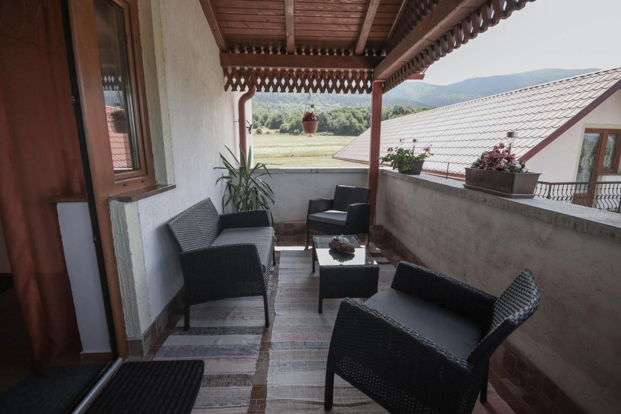 אוטוצאץ Apartman Lucija & Luka מראה חיצוני תמונה