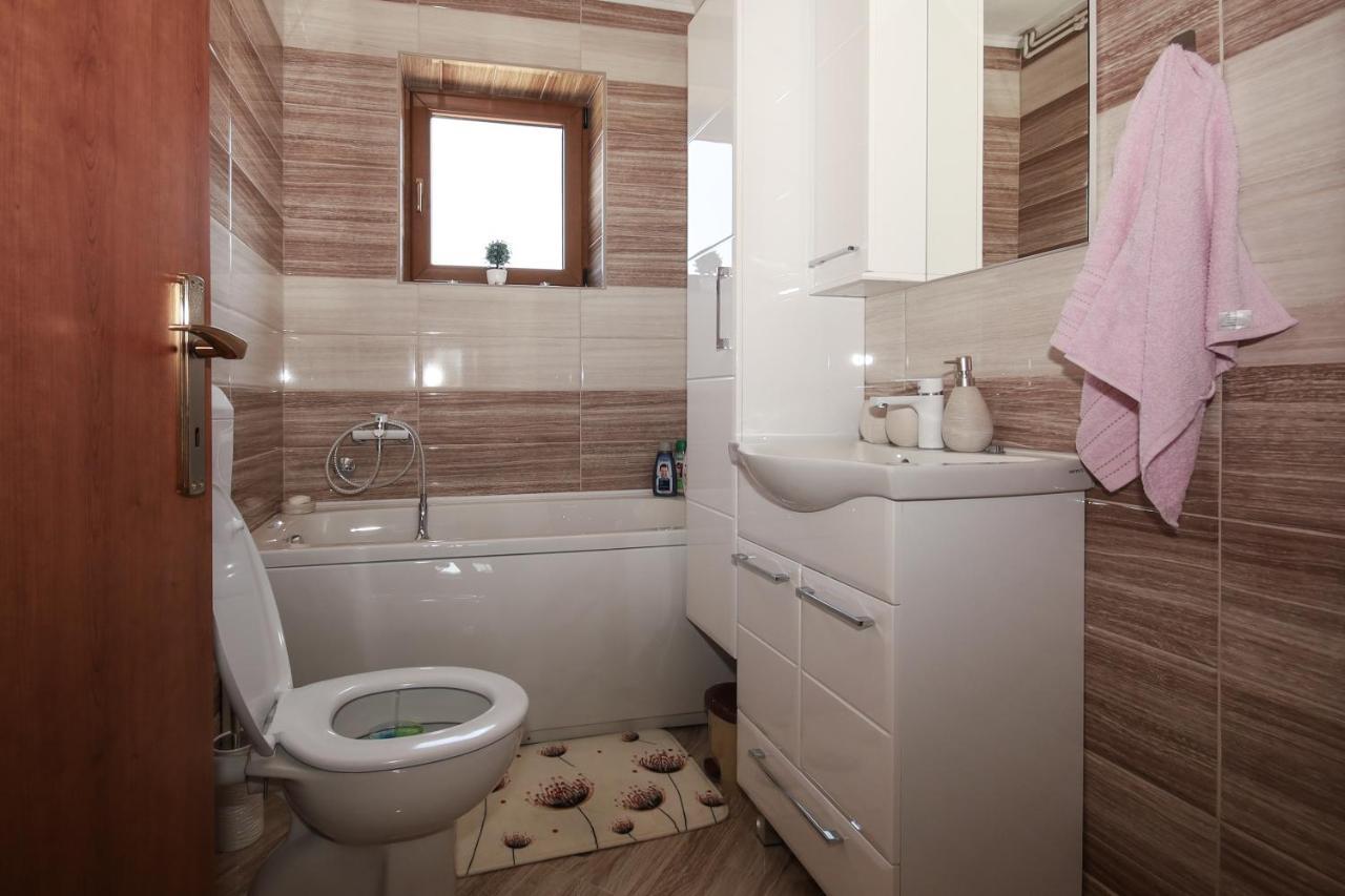 אוטוצאץ Apartman Lucija & Luka מראה חיצוני תמונה